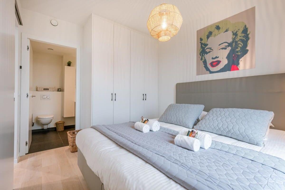 Huswell - With Fantastic View, Terrace And Parking Oostende